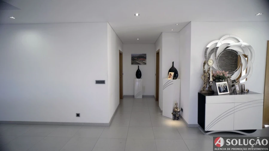 Moradia T4 para Venda em Carquere Foto 12