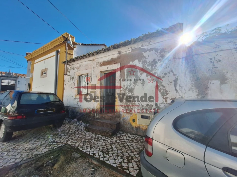 Moradia T1 para Venda em Peral Foto 20