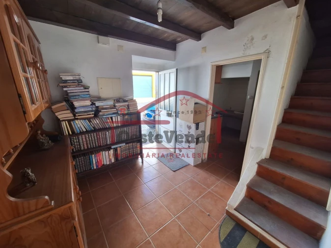 Moradia T1 para Venda em Peral Foto 8