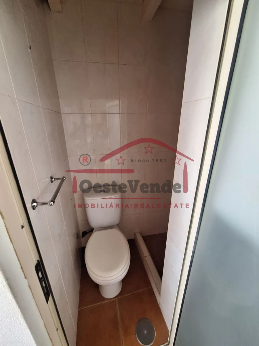 Moradia T1 para Venda em Peral Foto 10