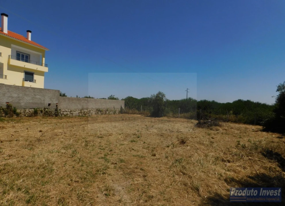 Terreno para Venda em Alpedrinha Foto 1
