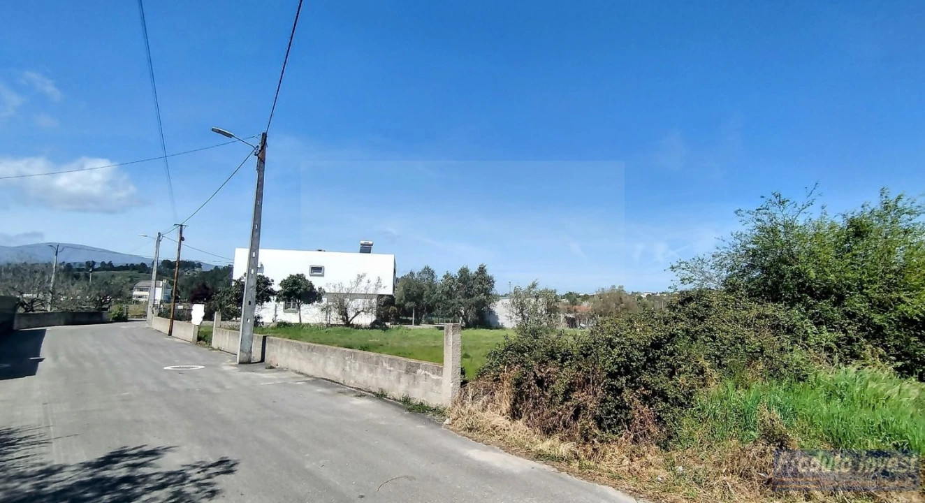 Terreno para Venda em Alcaria Foto 11