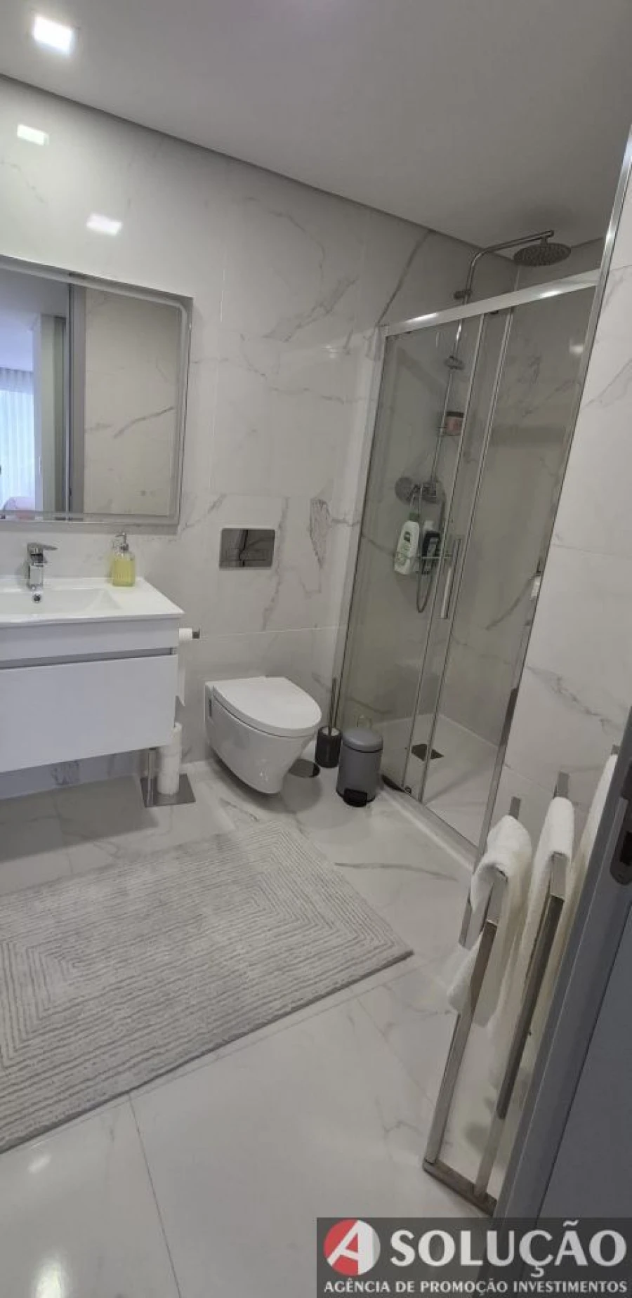 Apartamento T3 para Venda em Oliveira do Douro Foto 16