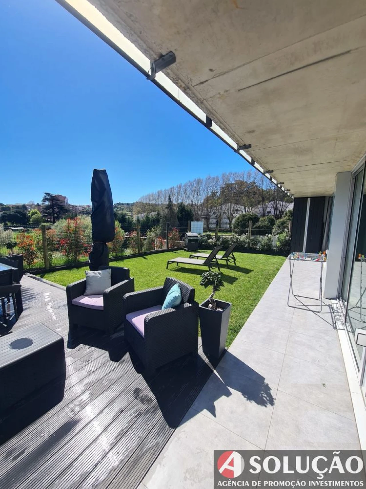 Apartamento T3 para Venda em Oliveira do Douro Foto 1