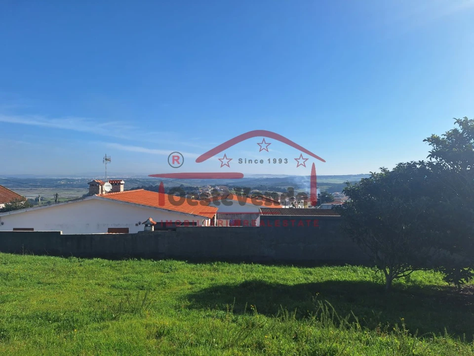 Terreno para Venda em Santa Maria, São Pedro e Sobral da Lagoa Foto 8