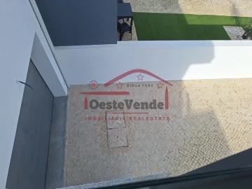 Moradia T3 para Venda em Cadaval e Pêro Moniz
