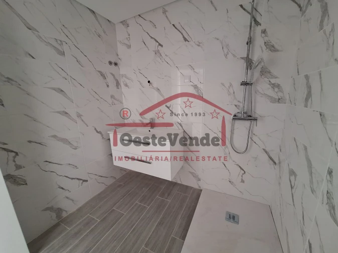 Moradia T3 para Venda em Cadaval e Pêro Moniz Foto 19