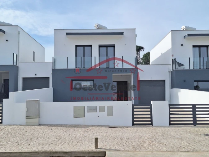 Moradia T3 para Venda em Cadaval e Pêro Moniz Foto 2