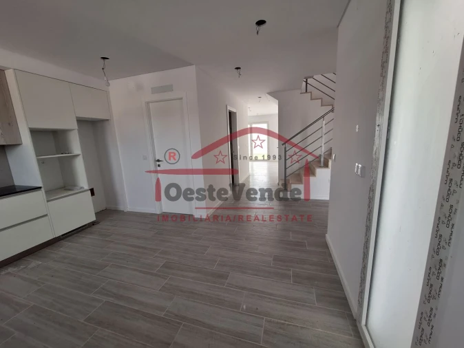 Moradia T3 para Venda em Cadaval e Pêro Moniz Foto 11