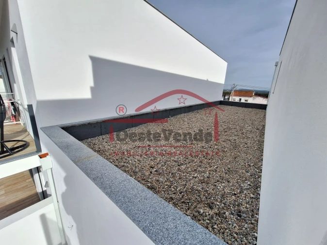 Moradia T3 para Venda em Cadaval e Pêro Moniz Foto 62
