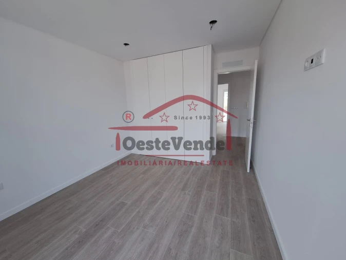 Moradia T3 para Venda em Cadaval e Pêro Moniz Foto 29