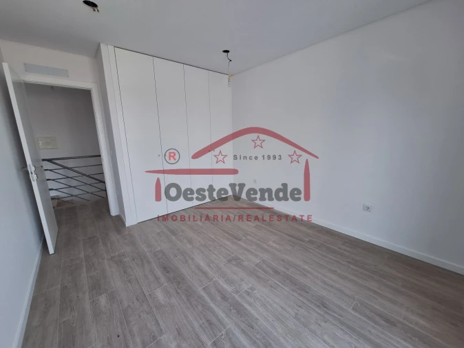 Moradia T3 para Venda em Cadaval e Pêro Moniz Foto 24