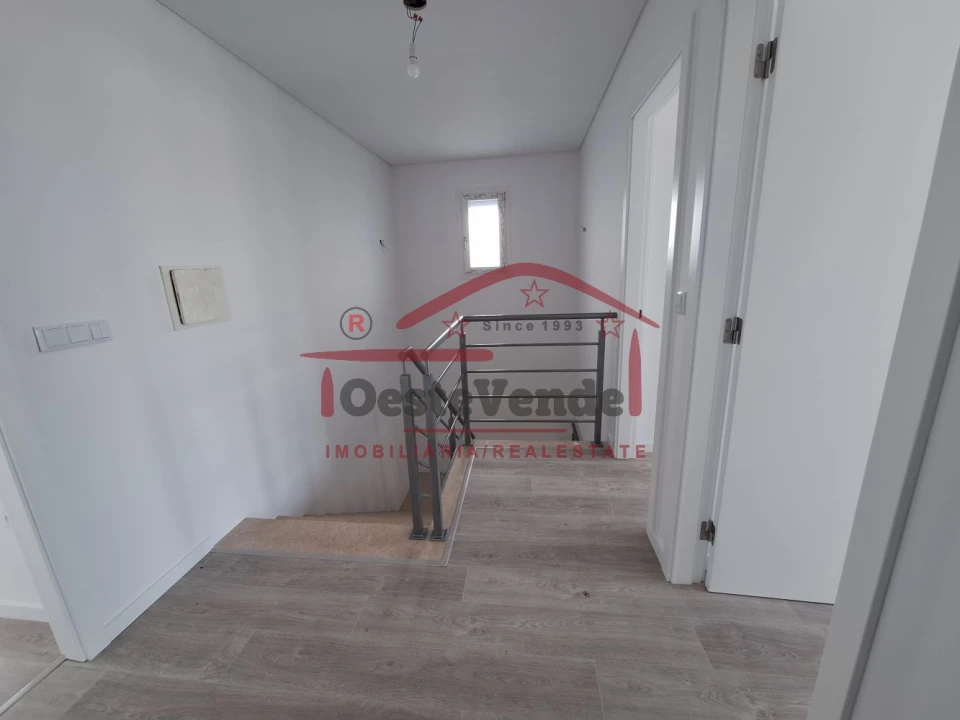 Moradia T3 para Venda em Cadaval e Pêro Moniz Foto 22