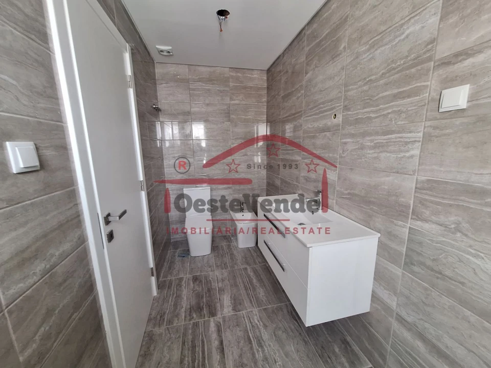 Moradia T3 para Venda em Cadaval e Pêro Moniz Foto 31