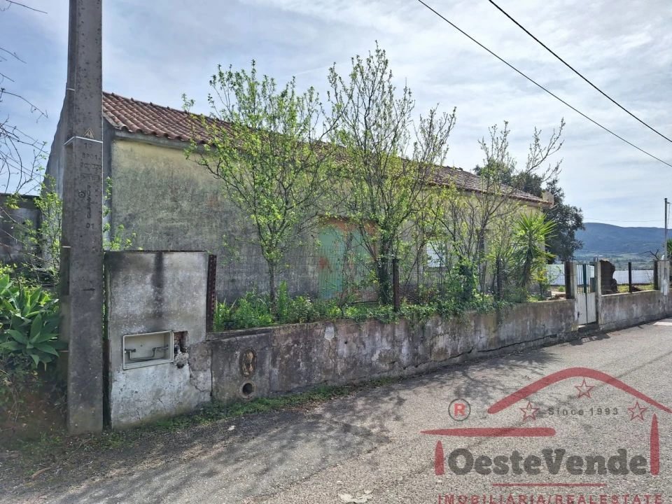 Moradia T2 para Venda em Lamas e Cercal Foto 7