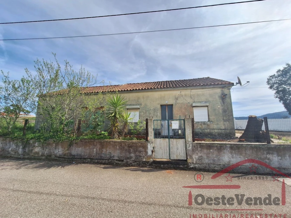 Moradia T2 para Venda em Lamas e Cercal Foto 3