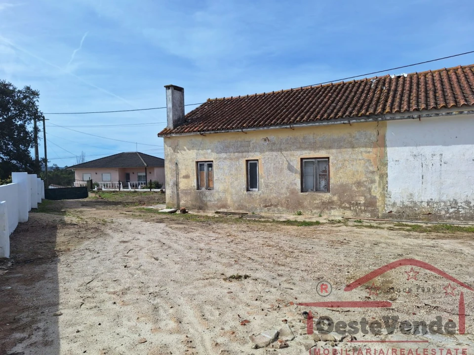 Moradia T2 para Venda em Lamas e Cercal Foto 11