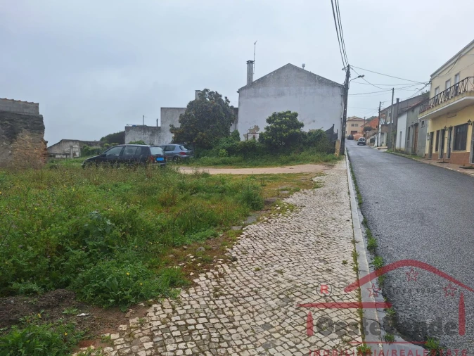 Terreno para Venda em Cadaval e Pêro Moniz Foto 8