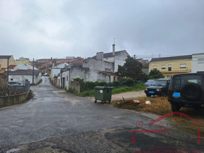 Terreno para Venda em Cadaval e Pêro Moniz Foto 16