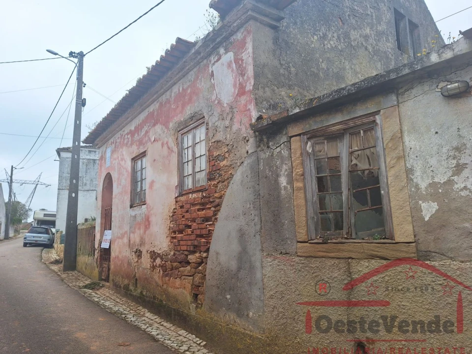 Moradia T6 para Venda em Lamas e Cercal Foto 3