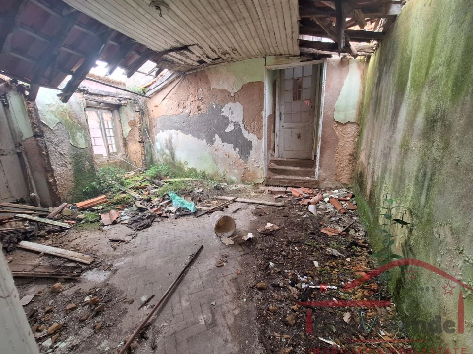 Moradia T6 para Venda em Lamas e Cercal Foto 15