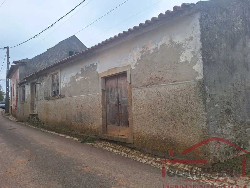 Moradia T6 para Venda em Lamas e Cercal Foto 5