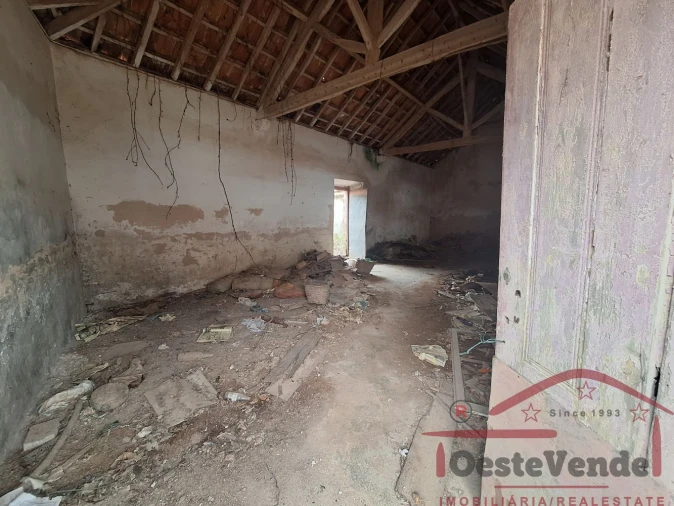 Moradia T0 para Venda em Lamas e Cercal Foto 5