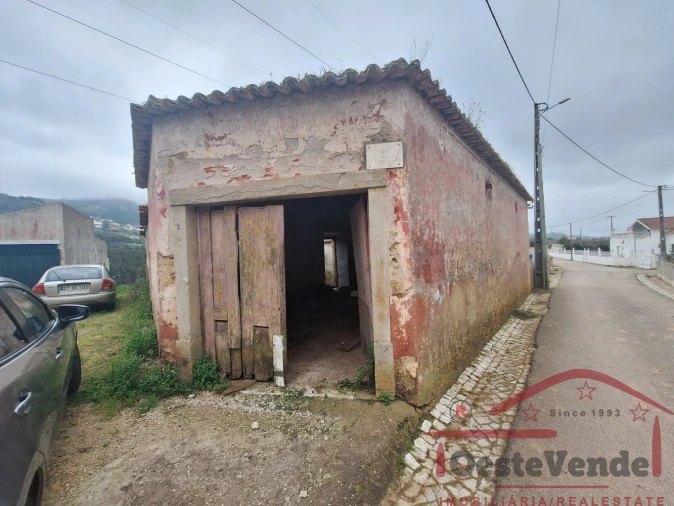 Moradia T0 para Venda em Lamas e Cercal