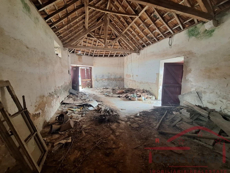 Moradia T0 para Venda em Lamas e Cercal Foto 7