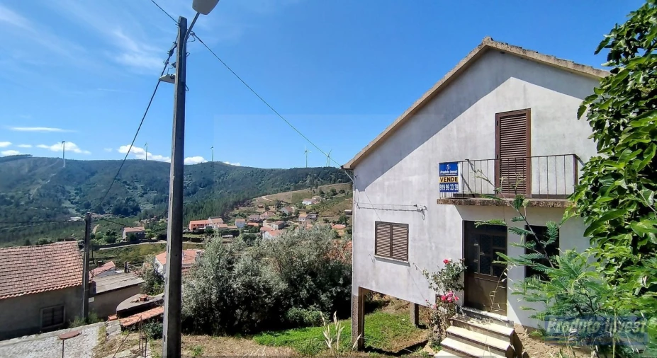 Moradia T3 para Venda em Castelejo Foto 4