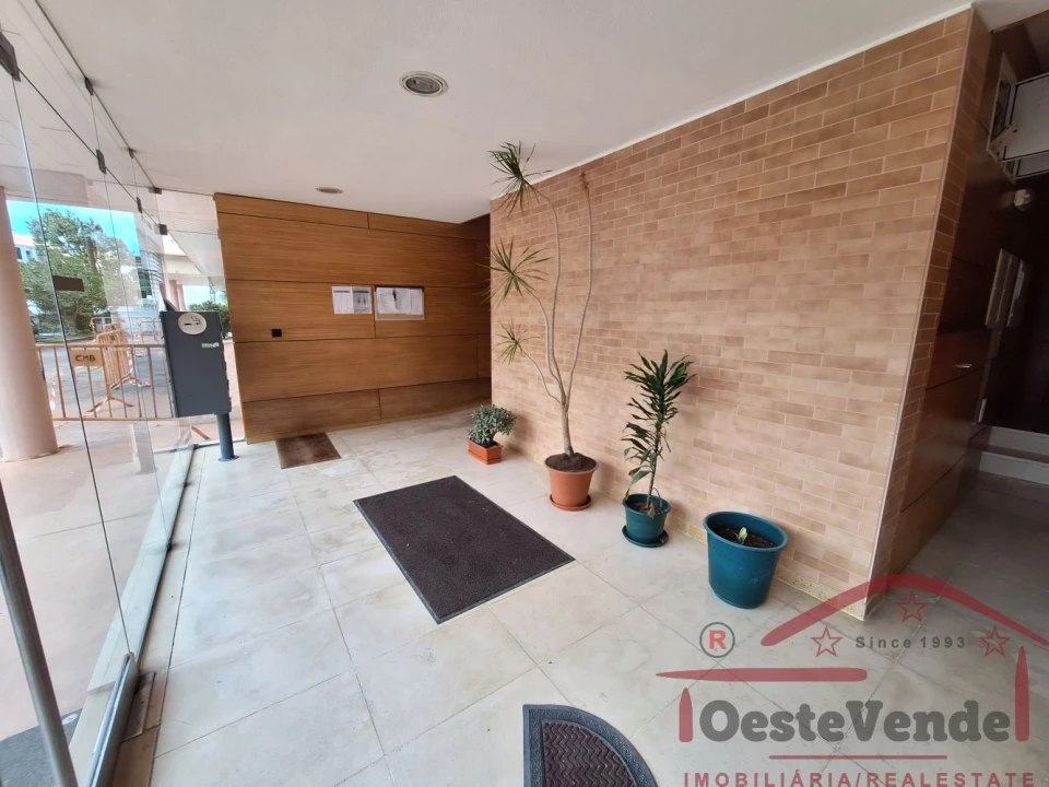 Apartamento T2 para Venda em Bombarral e Vale Covo Foto 30