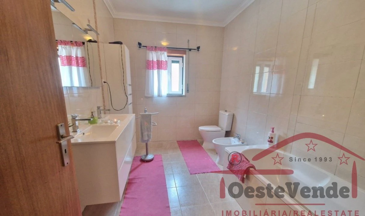 Moradia T3 para Venda em Lamas e Cercal Foto 12