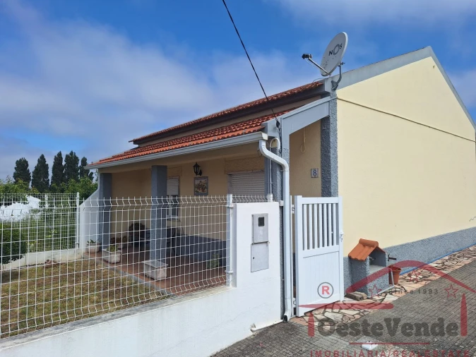 Moradia T2 para Venda em Lamas e Cercal Foto 6