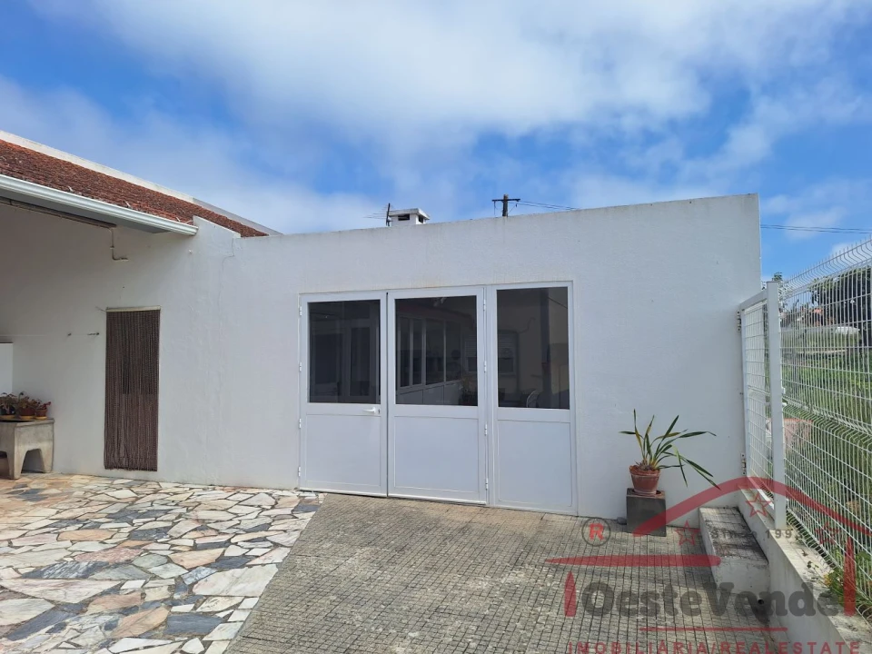 Moradia T2 para Venda em Lamas e Cercal Foto 9