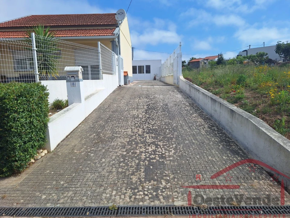 Moradia T2 para Venda em Lamas e Cercal Foto 8