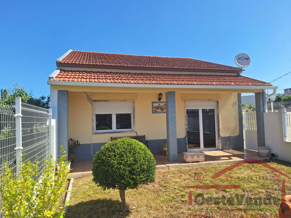 Moradia T2 para Venda em Lamas e Cercal Foto 3