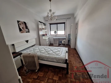 Apartamento T3 para Venda em Nossa Senhora do Pópulo, Coto e São Gregório