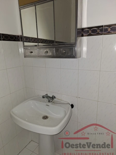 Apartamento T3 para Venda em Nossa Senhora do Pópulo, Coto e São Gregório