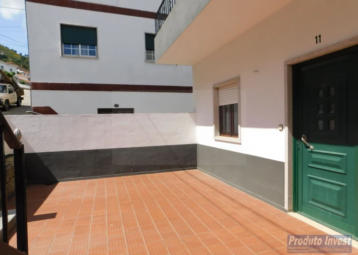 Moradia T6 para Venda em Alpedrinha Foto 3