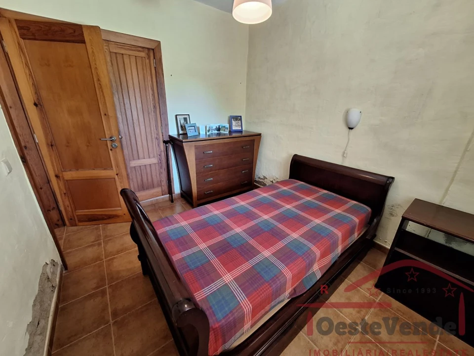 Moradia T2 para Venda em Peral Foto 29