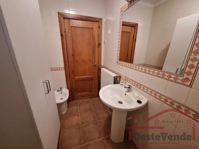 Moradia T2 para Venda em Peral Foto 37