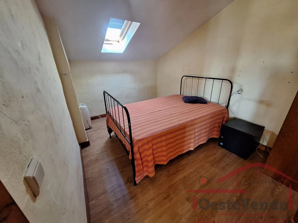 Moradia T2 para Venda em Peral Foto 46