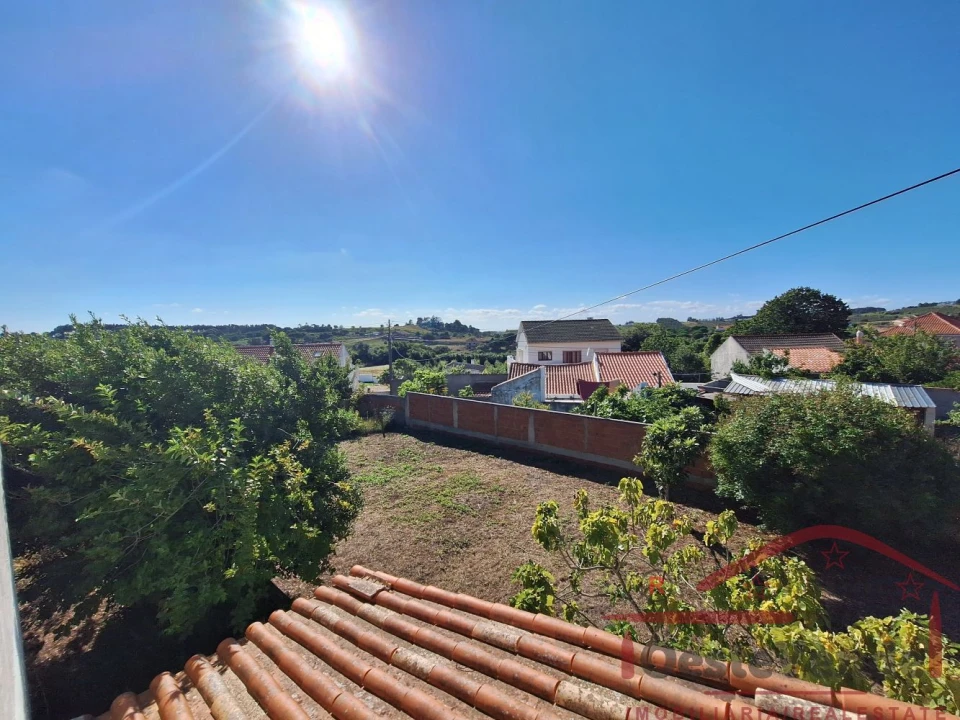 Moradia T2 para Venda em Peral Foto 57