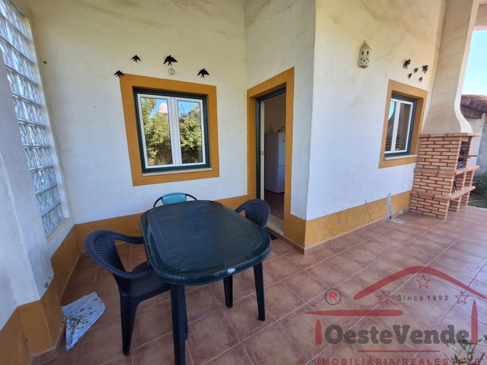 Moradia T2 para Venda em Peral Foto 11