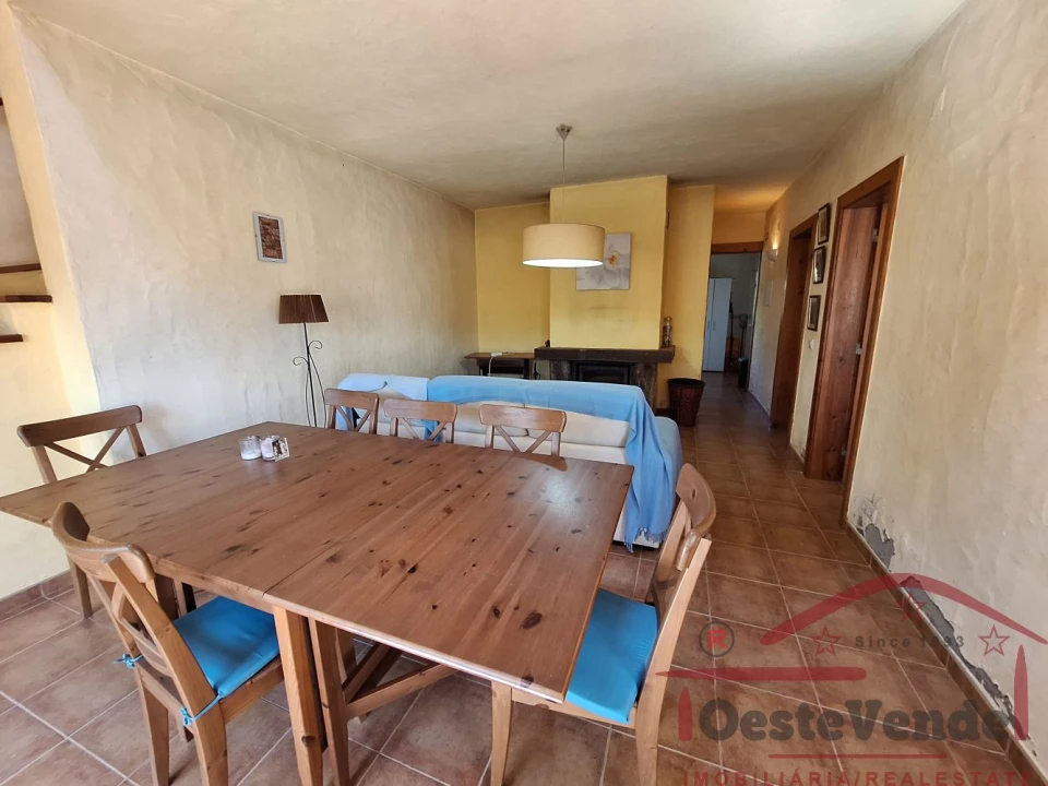 Moradia T2 para Venda em Peral Foto 17