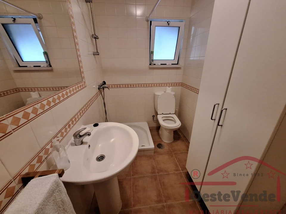 Moradia T2 para Venda em Peral Foto 35