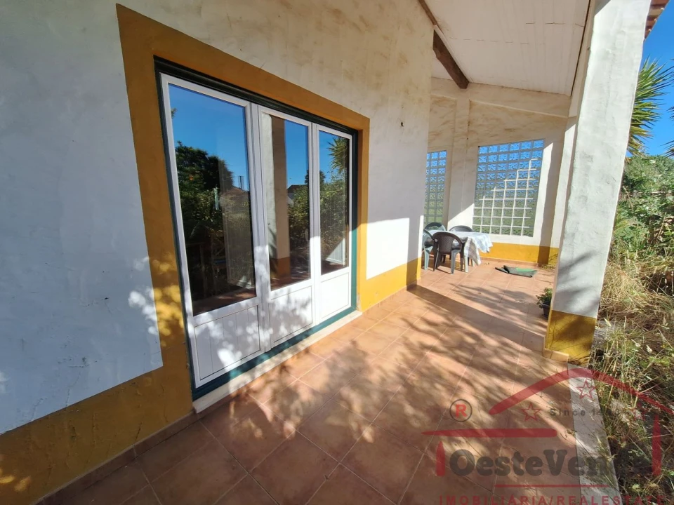 Moradia T2 para Venda em Peral Foto 9