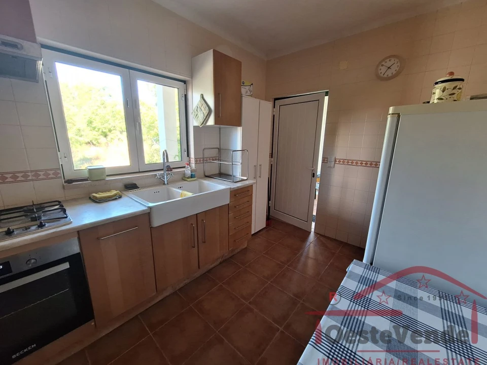 Moradia T2 para Venda em Peral Foto 26