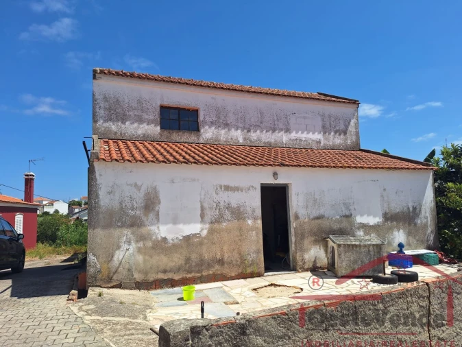 Garagem para Venda em Cadaval e Pêro Moniz Foto 2