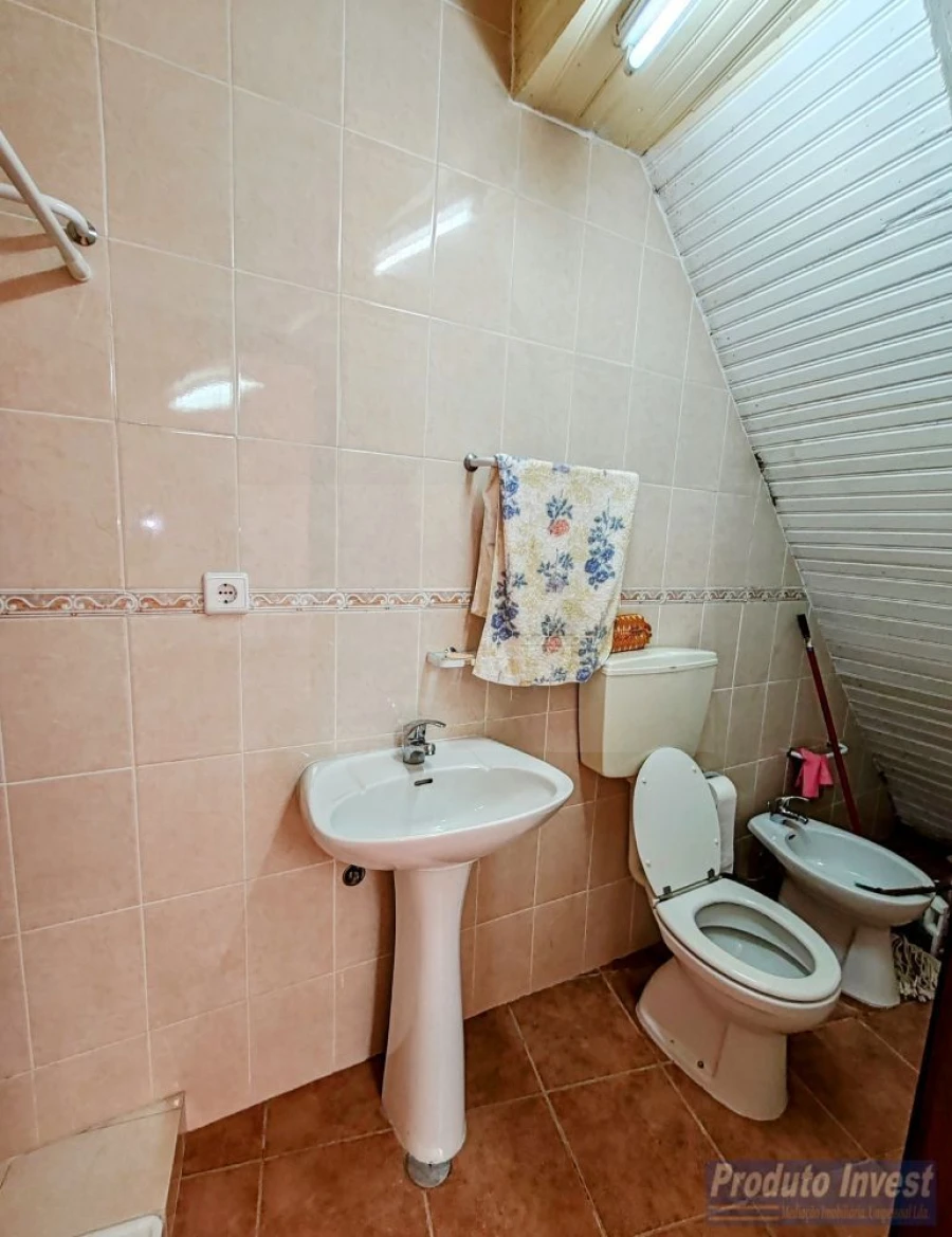 Moradia T3 para Venda em Alpedrinha Foto 12